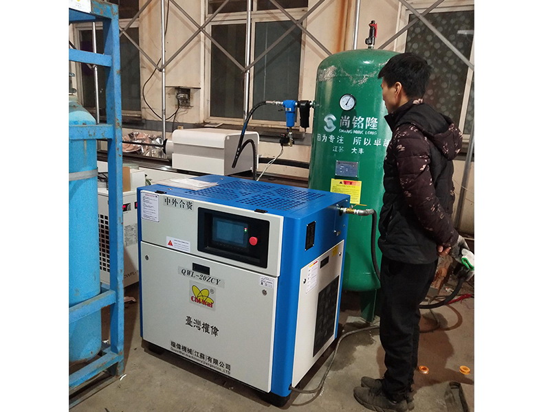 權偉永瑩節能螺桿空壓機廠家 權偉永瑩節能螺桿空壓機廠家